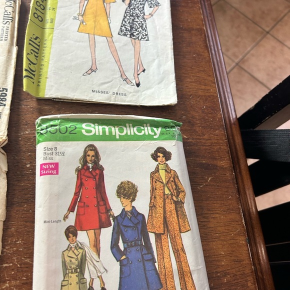 Vintage Sewing Pattern Collection - Picture 4 of 5